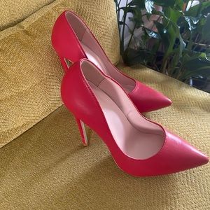 Super Cute Red High Heels 👠 😍🤩